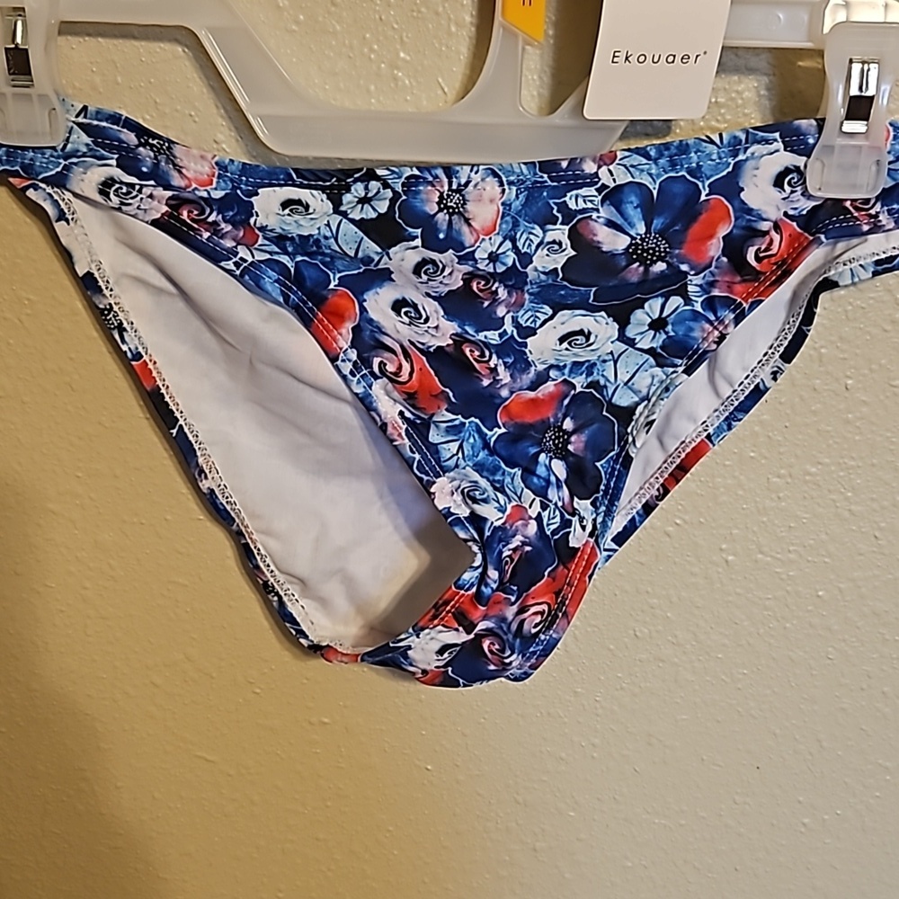 Ekouaer 2 piece NWT Swim Suit Bakini - Picture 3 of 9